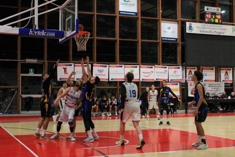 Academy Potenza - Rossotono Mesagne 76-97 