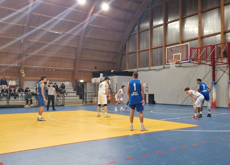 Basket 2k5 nel finale la spunta sulla Pallacanestro Roseto 