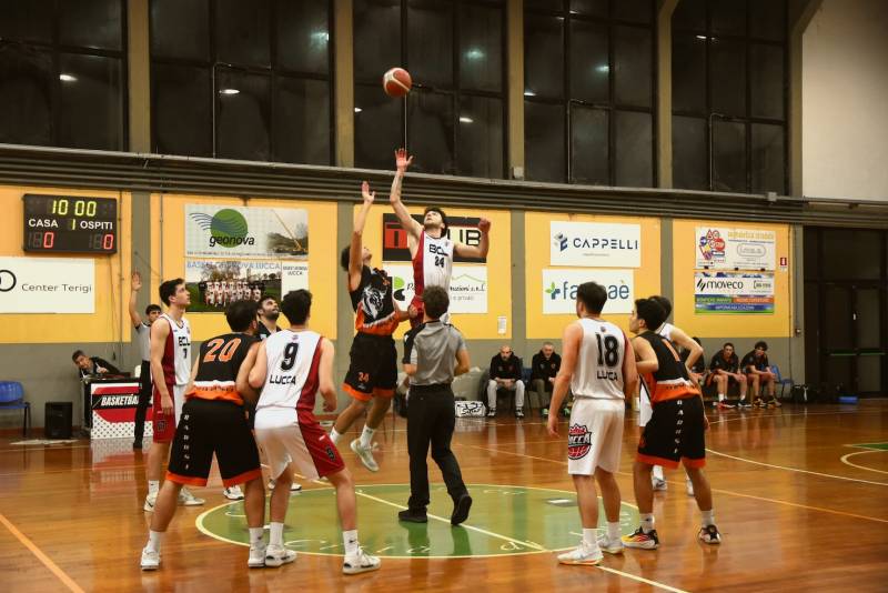 Il BCL-LAB supera anche Versilia Basket (60-52) e sono sei le partite vinte consecutivamente 