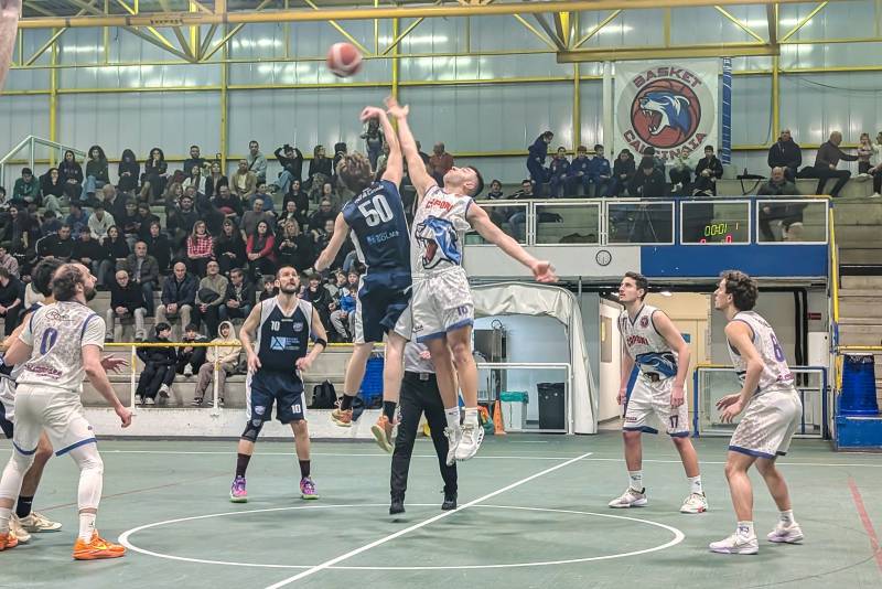 Studio Arcadia Valdicornia Basket sconfitto nel finale a Calcinaia 