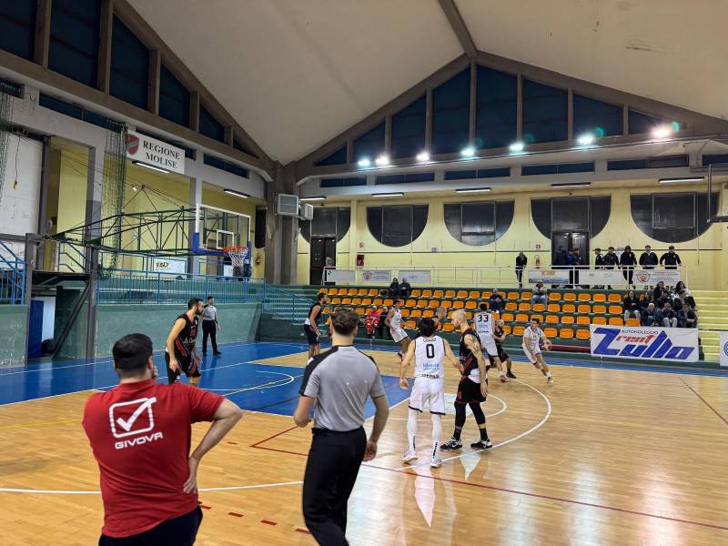 Virtus Assisi, convincente vittoria ad Isernia: 50-80, bene i giovani e tutta la squadra 