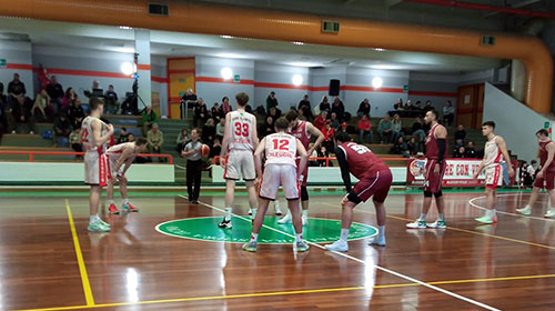 La BC Servizi Arezzo cade sul campo della capolista Magic Oleggio 