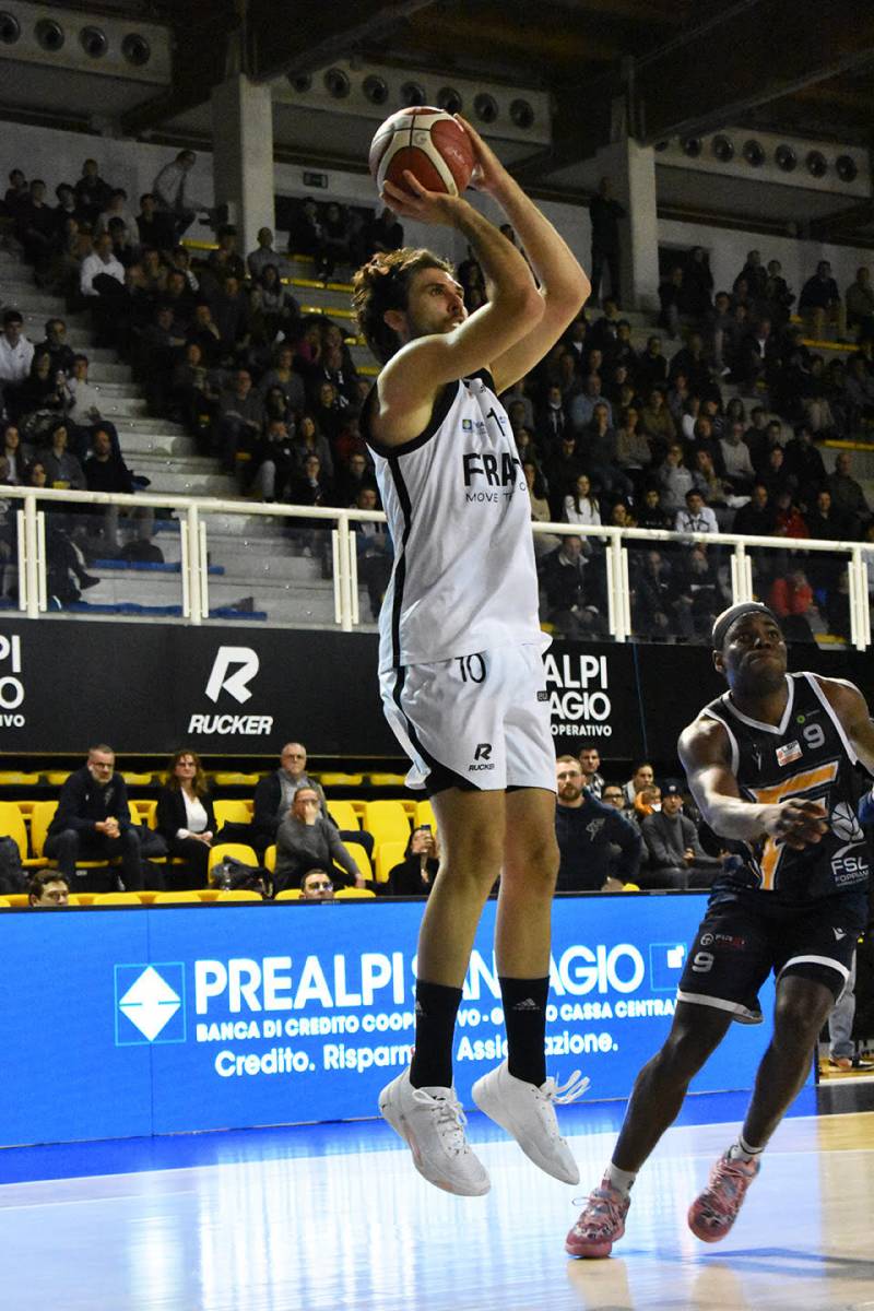 Rucker San Vendemiano - Foppiani Fulgor Fidenza 74-77 