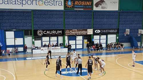 La BC Servizi Arezzo batte lo Spezia al Palasport Estra 98-78 