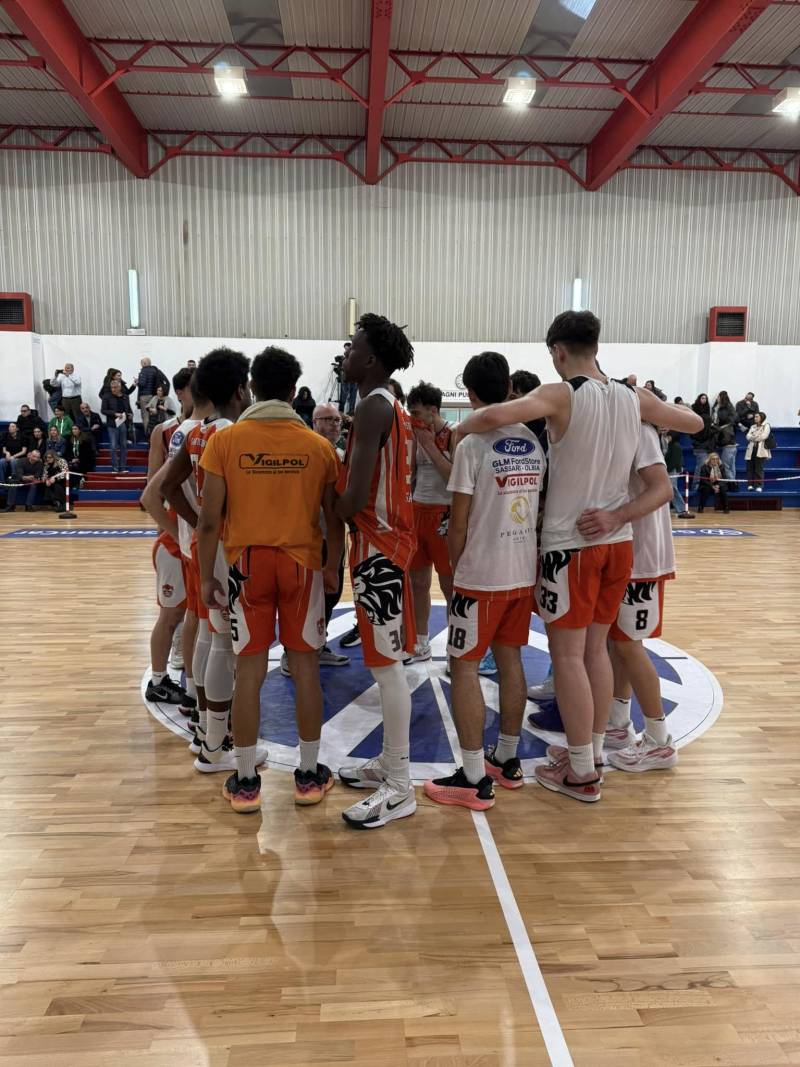 Nulla può contro la capolista Sennori il Tavoni Basket Sant'Orsola, sconfitto 74-87 