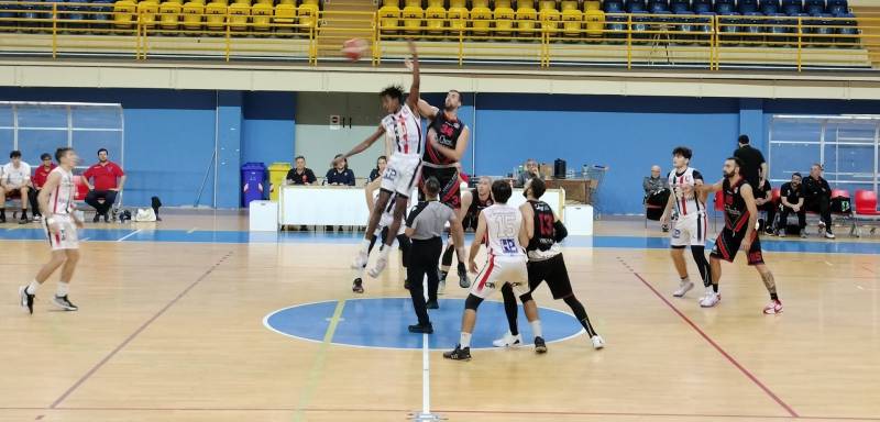 Serata storta per l'Unibasket: Assisi vince sul parquet di Lanciano 