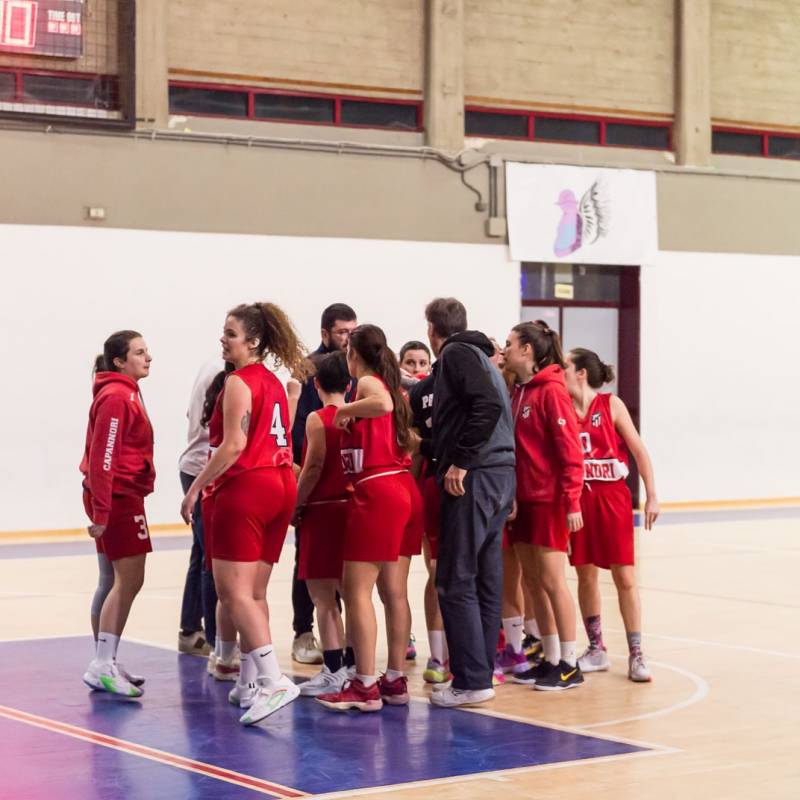 Capannori Basket Femminile sconfitta da una determinata PFF 